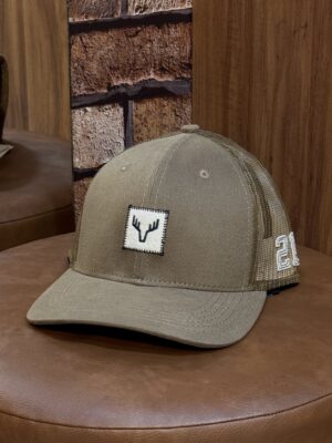 BONE GROSS HUNTER BEGE